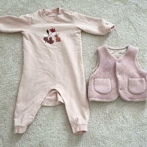Uniqlo baby girl cloths